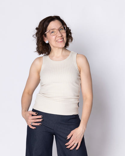 TYRMÄYS top, powder