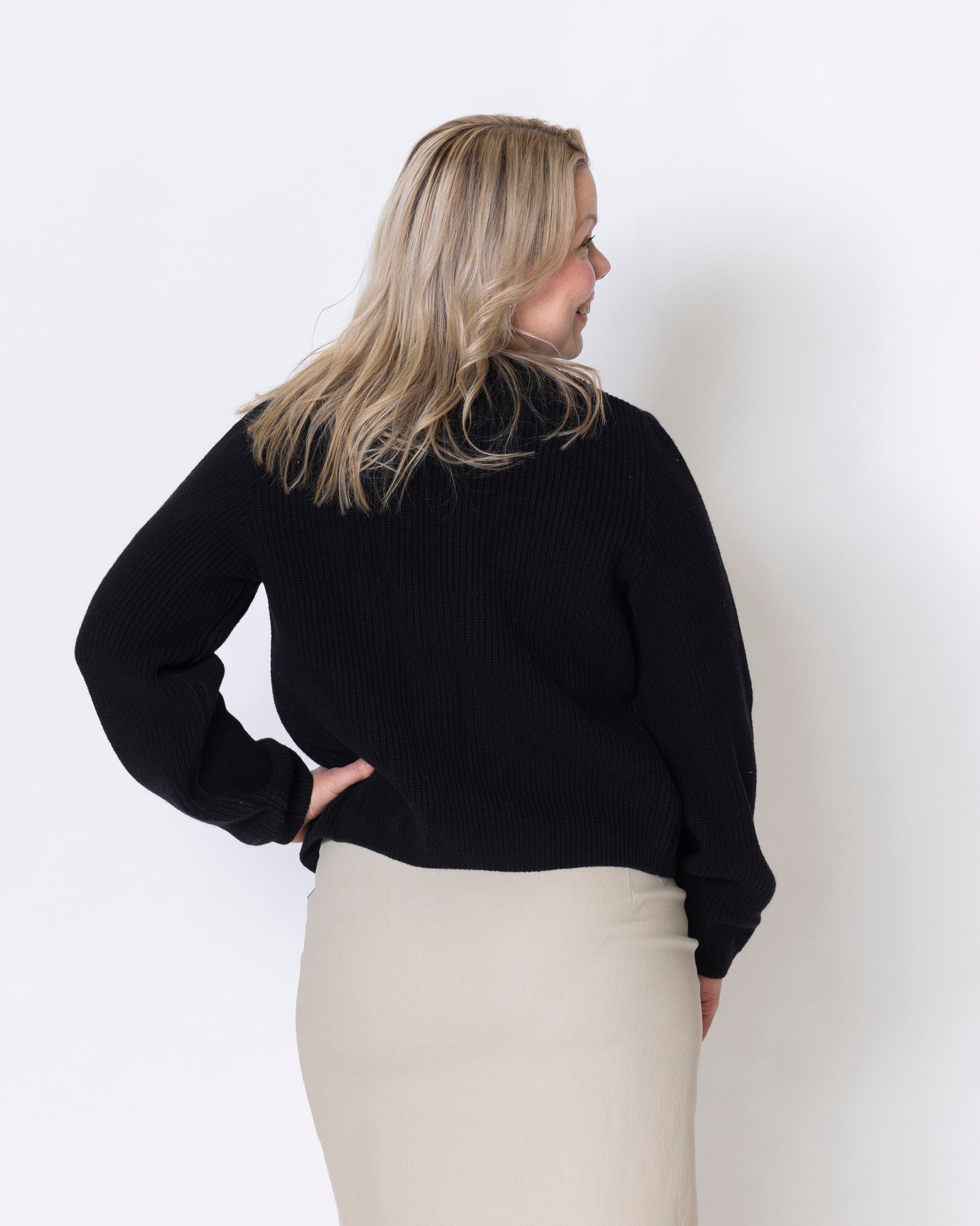 NEULE cardigan - merino, black