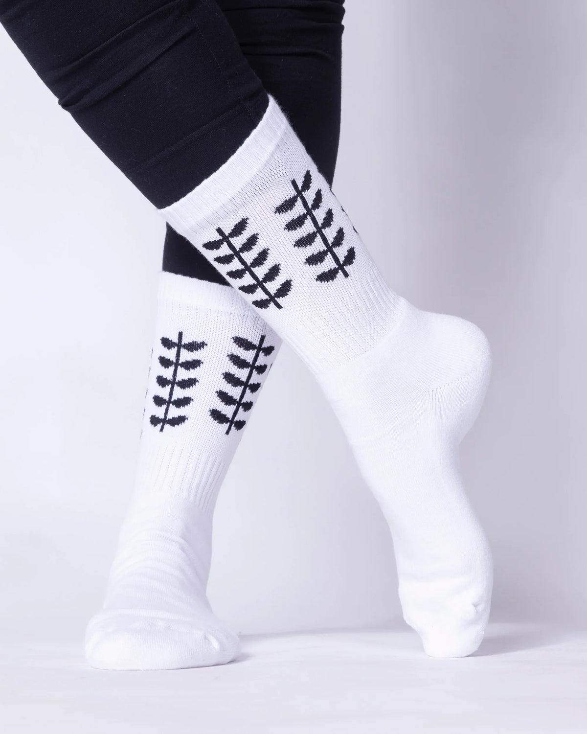 Ommellinen socks, white