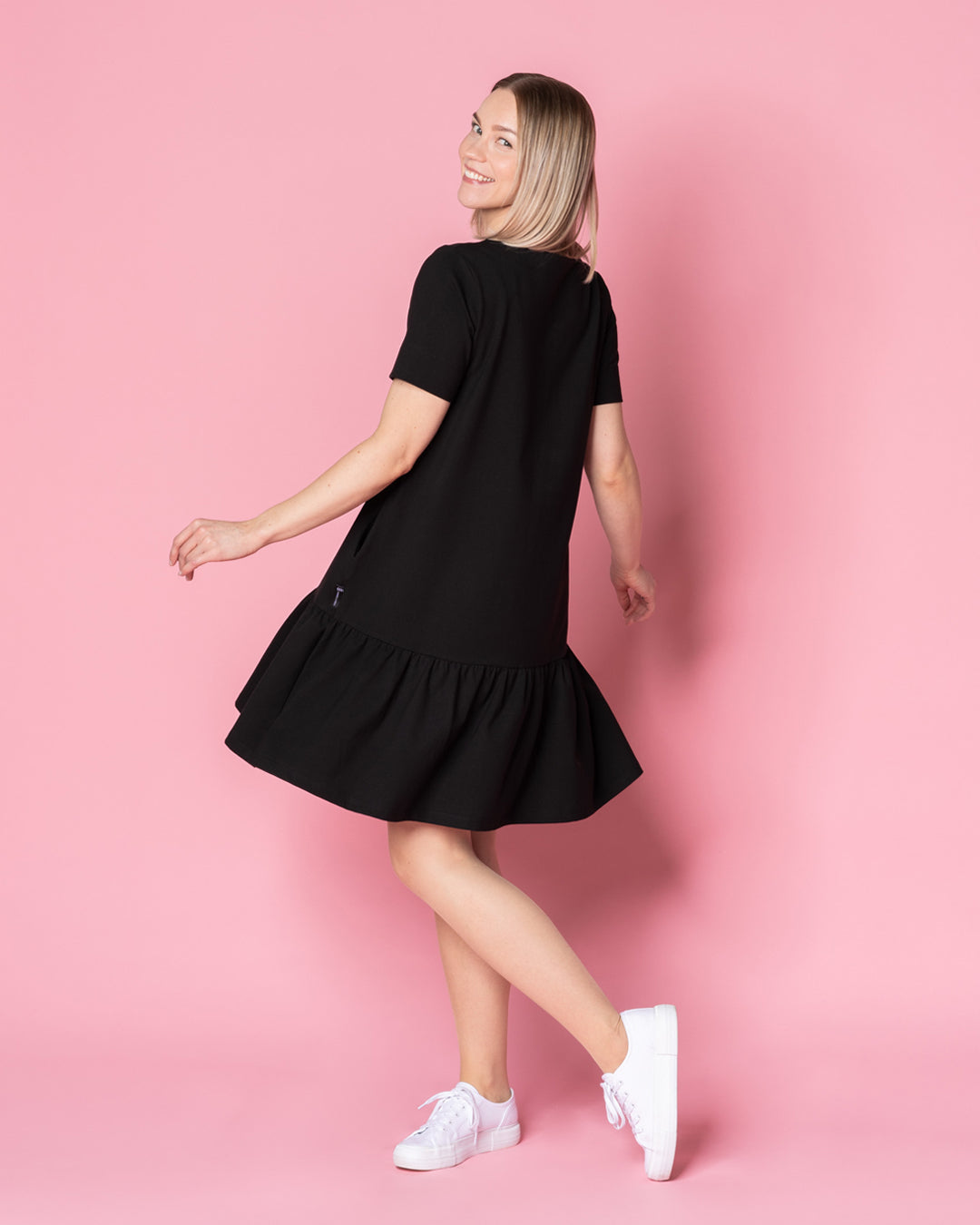 FRILLA dress - short, black
