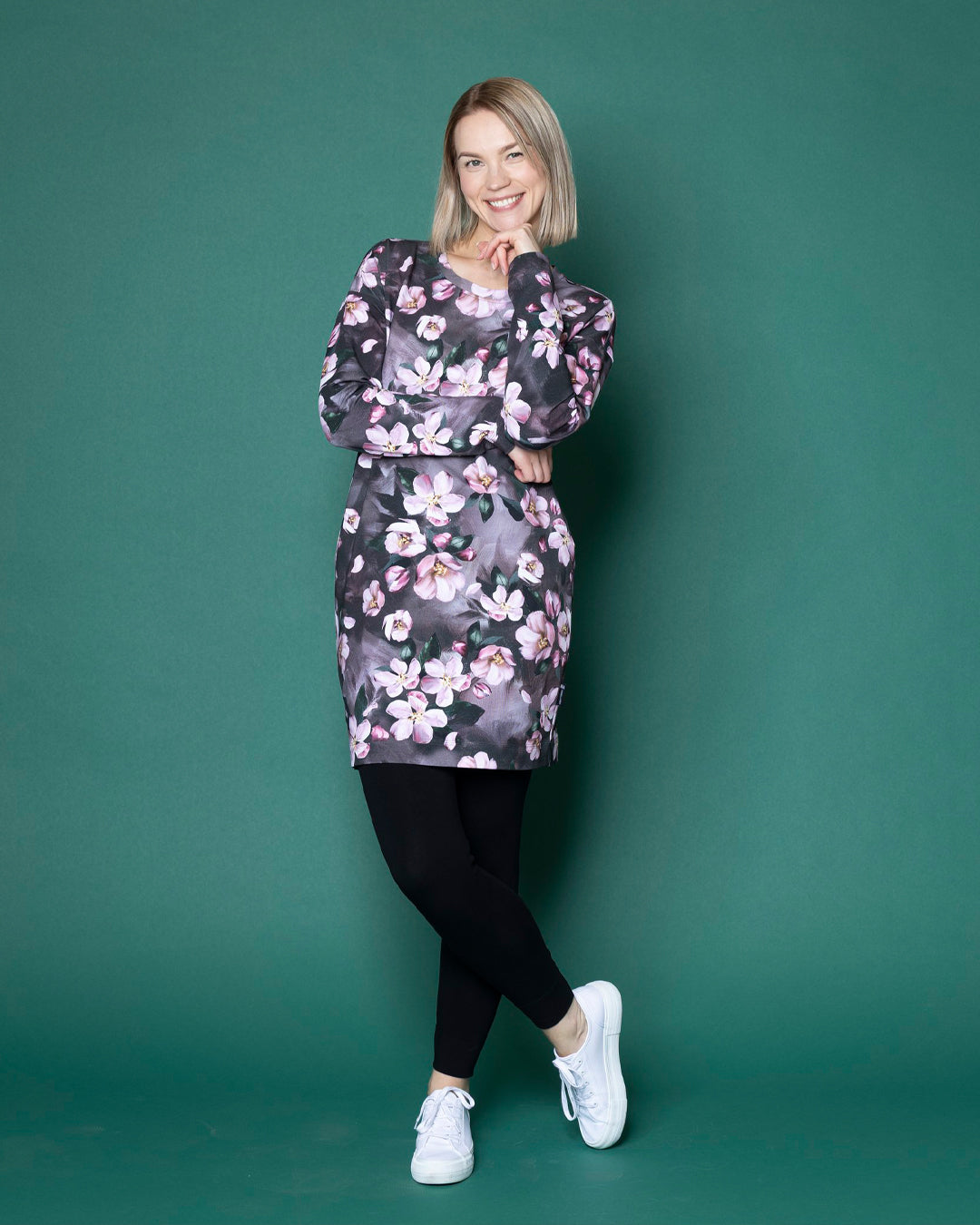 LEMPI tunic, Omenankukkia - rose