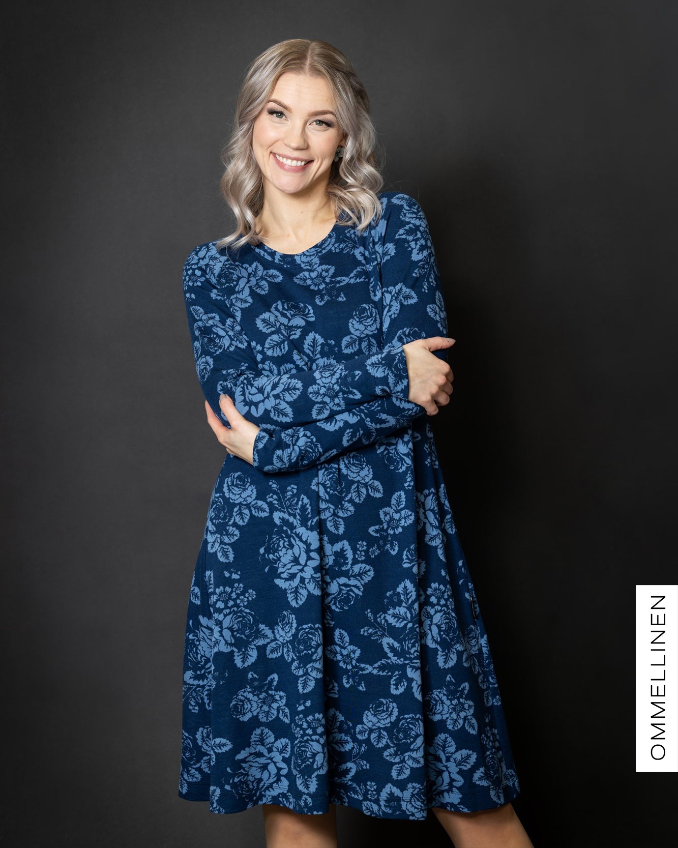 MERINO dress, Babushka Roses - blue