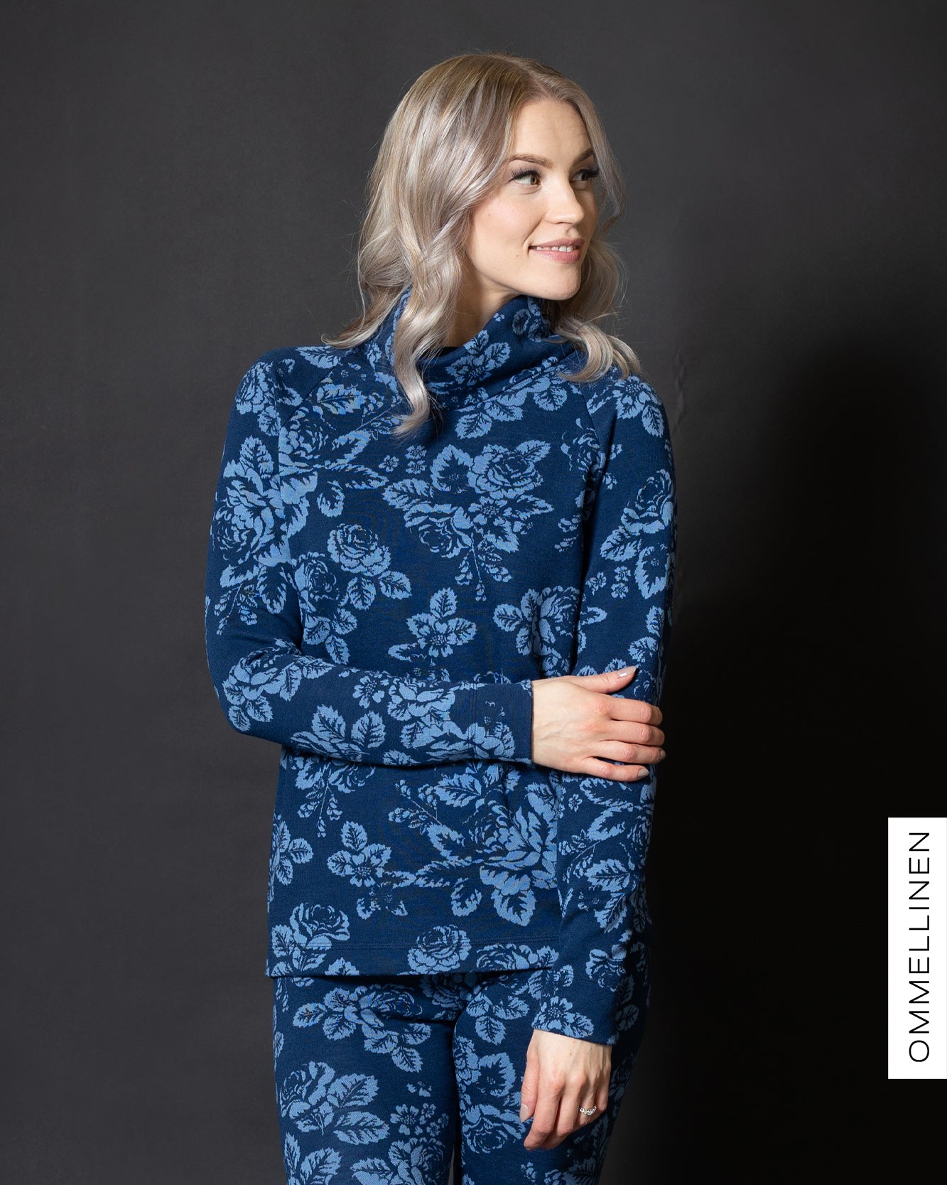 MERINO polo, Babushka Roses - blue