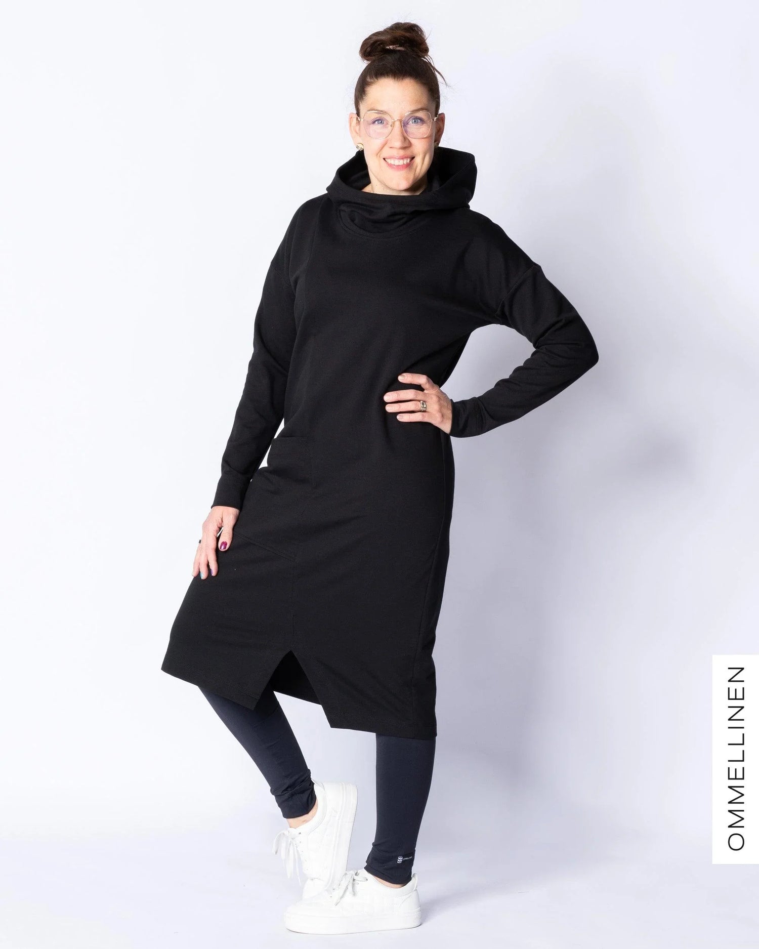 HOODIE dress, Black Ommellinen HOODIE dress, Black Ommellinen